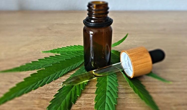 Co je to CBD? Účinky, benefity a nevýhody v kostce