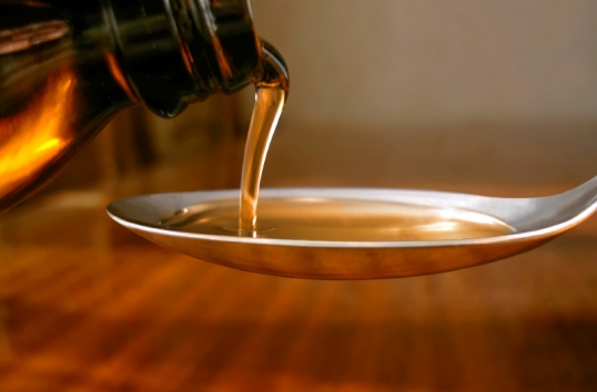 Jitrocelový sirup za studena, sirup z listů jitrocele kopinatého - recept, postup, návod, příprava, suroviny